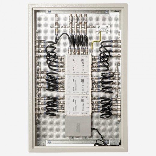 Fuba FMP 524 SL Multischalter-Paneel | Multischalter/Multiswitch 24 Teilnehmer, ein Satellit, komplett vormontiert auf Montageplatte mit Erdung/Potentialausgleich/Überspannungsschutz, EN/VDE-konform, erweiterbar